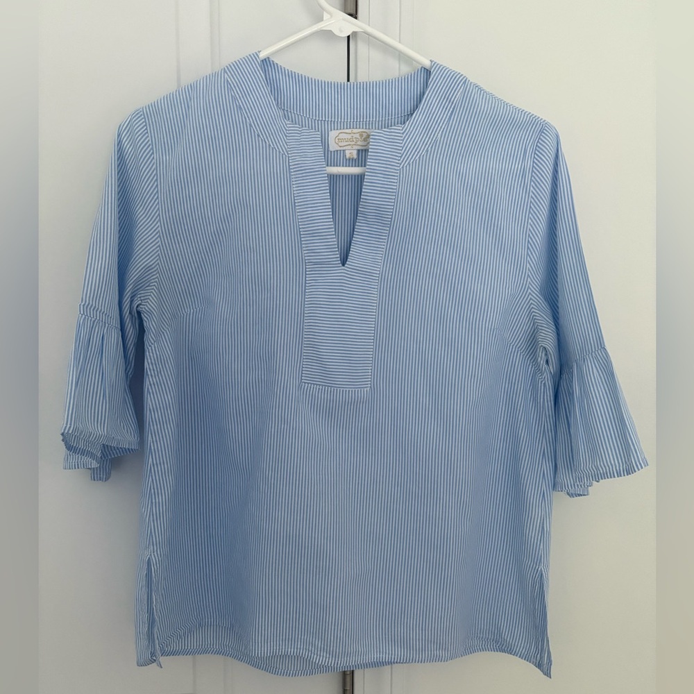 Mud Pie Light Blue Striped Top 💙🤍